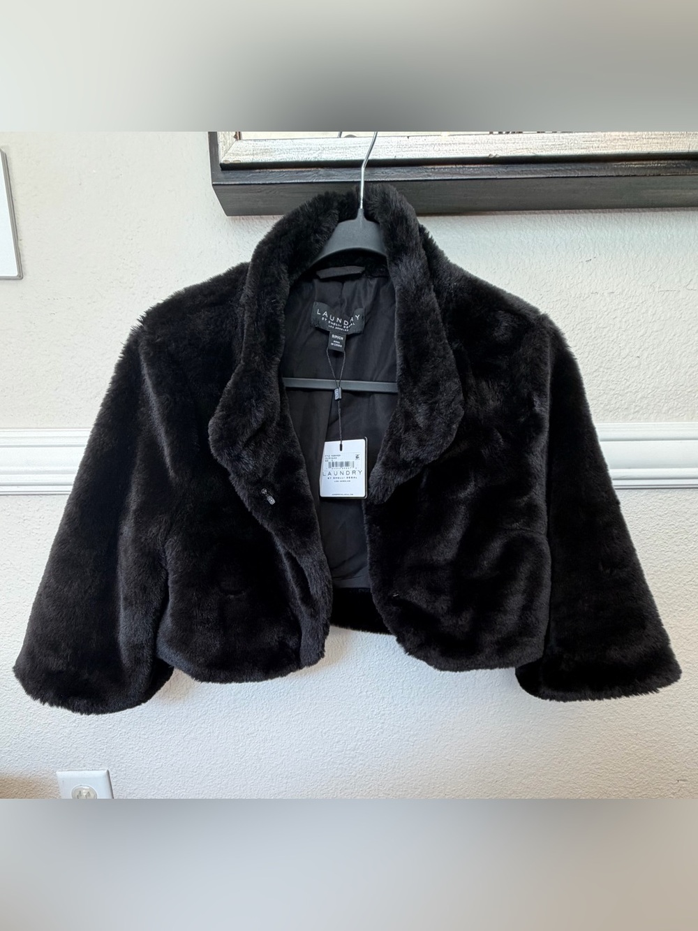 Laundry By Shelli Segal Black Cropped Faux Fur Teddy Jacket - Size Small